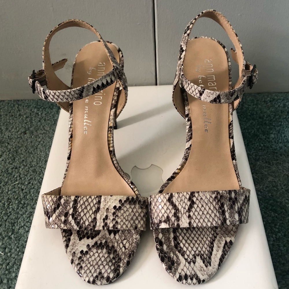 SnakeSkin heels
